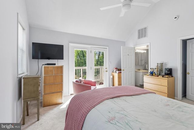 1423 SCHOOL LN, Lutherville Timonium, MD 21093