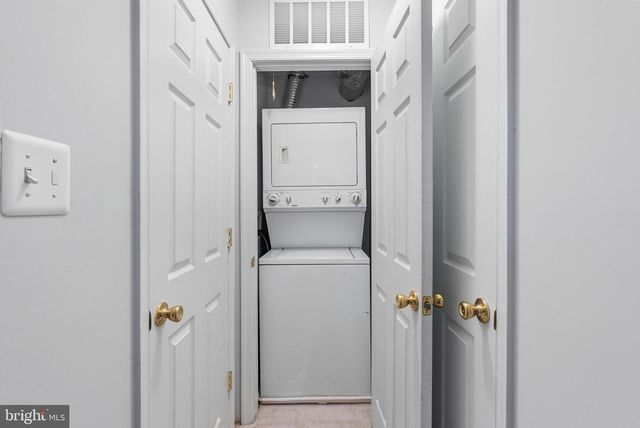 1423 SCHOOL LN, Lutherville Timonium, MD 21093