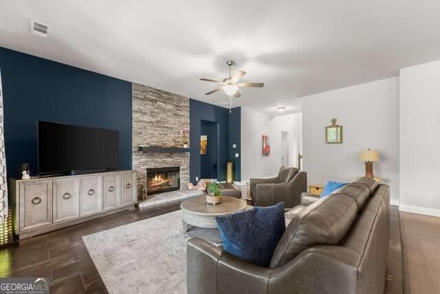 6619 Blue Cove Drive, Flowery Branch, GA 30542