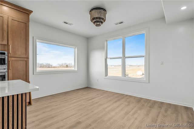 1020 Ridgeview Drive, Jeffersonville, IN 47130