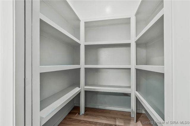 1020 Ridgeview Drive, Jeffersonville, IN 47130