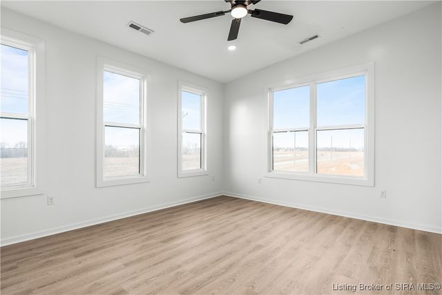 1020 Ridgeview Drive, Jeffersonville, IN 47130