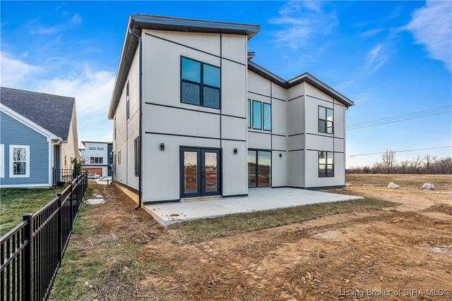 1020 Ridgeview Drive, Jeffersonville, IN 47130