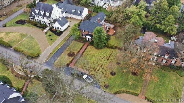 1020 Ridgeview Drive, Jeffersonville, IN 47130