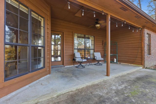 14 Leeward Court, Maumelle, AR 72113