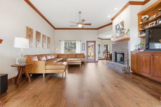 14 Leeward Court, Maumelle, AR 72113