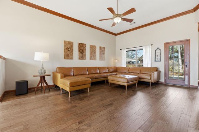 14 Leeward Court, Maumelle, AR 72113