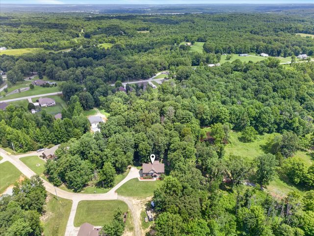 464 Salem Ridge Rd, Clarksville, TN 37040