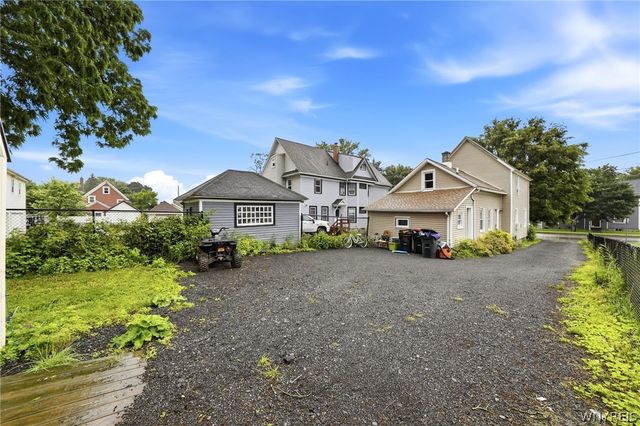 5317 Broadway Street, Lancaster, NY 14086