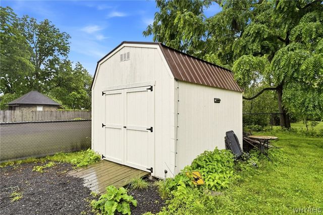 5317 Broadway Street, Lancaster, NY 14086