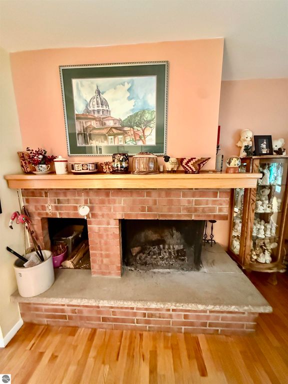 Image 15 of property listing at 311 Devon Drive, St Louis, MI 48880