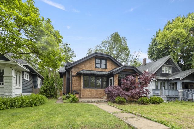 2651 N 46th STREET, Milwaukee, WI 53210