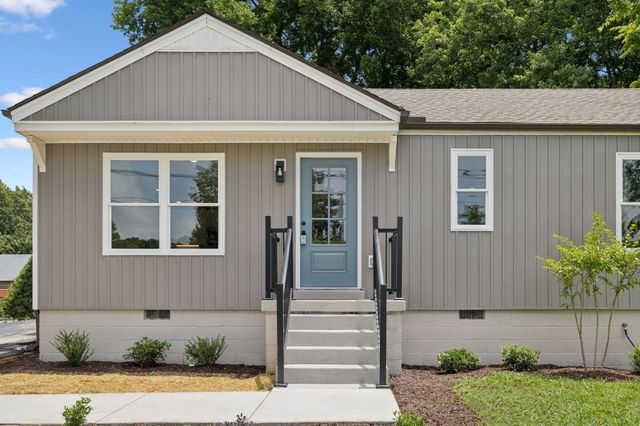 1913 Morris Ave, Columbia, TN 38401