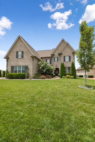 6028 Trout Ln, Spring Hill, TN 37174