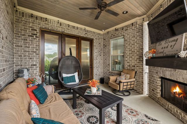 6028 Trout Ln, Spring Hill, TN 37174