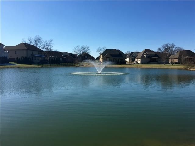 6028 Trout Ln, Spring Hill, TN 37174