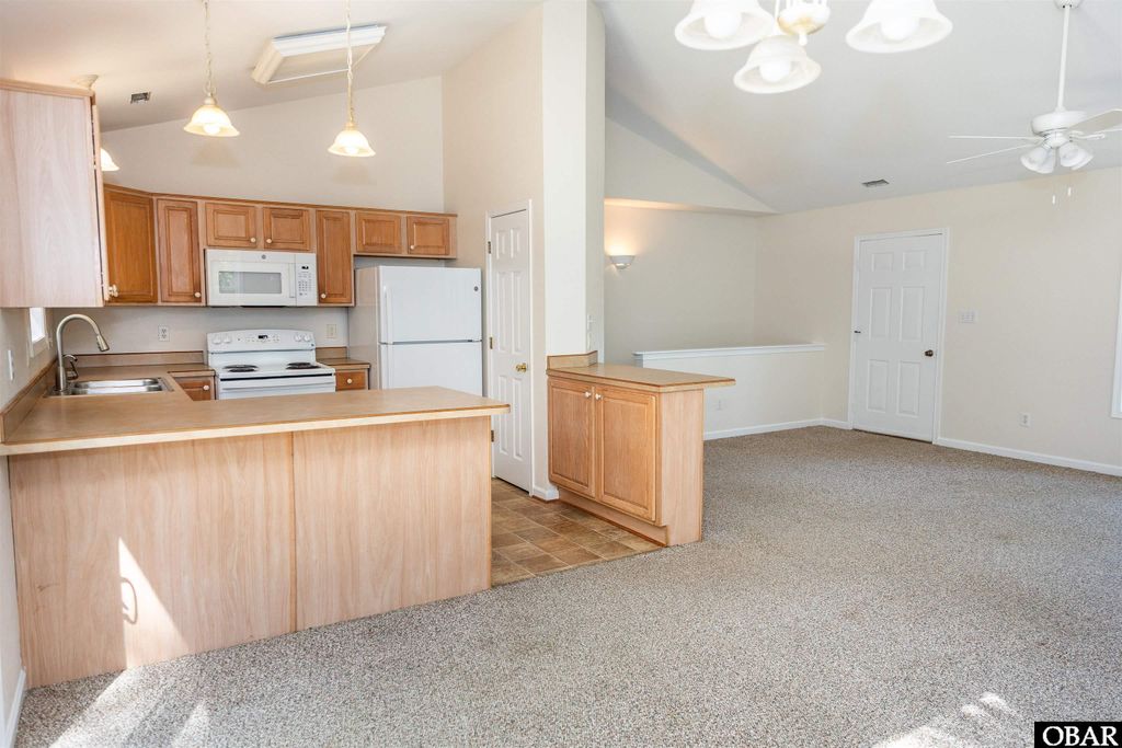 Image 8 of property listing at 4812 Vista Lane Lot 40, Kitty Hawk, NC 27949