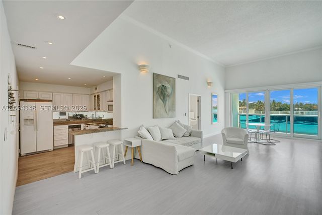 6770 Indian Creek Dr T-O, Miami Beach, FL 33141