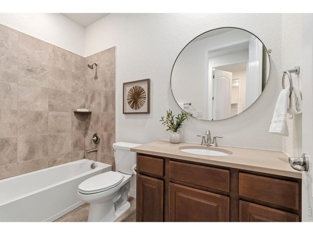 2384 Tyrrhenian Cir, Longmont, CO 80504