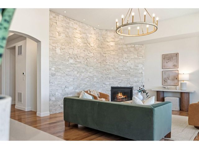 2384 Tyrrhenian Cir, Longmont, CO 80504