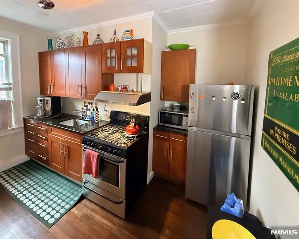 100 Mill Street 7, Westwood, NJ 07675
