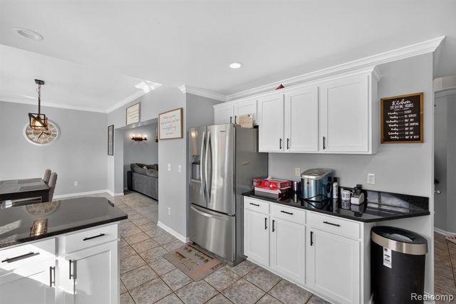 46821 Twin City Trail, Macomb, MI 48044