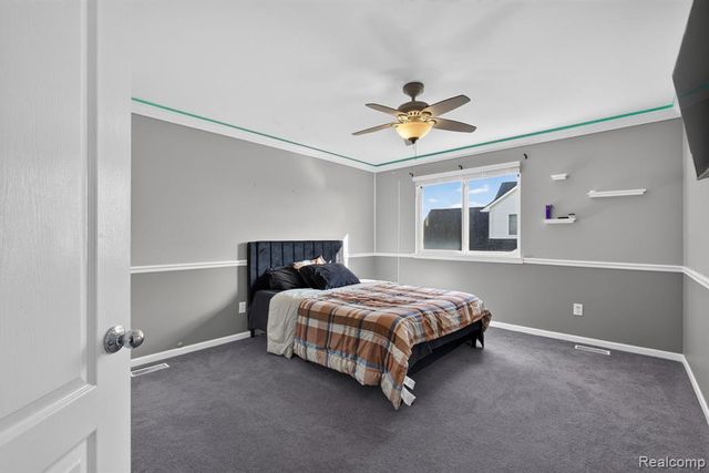 46821 Twin City Trail, Macomb, MI 48044