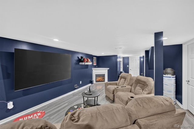 46821 Twin City Trail, Macomb, MI 48044