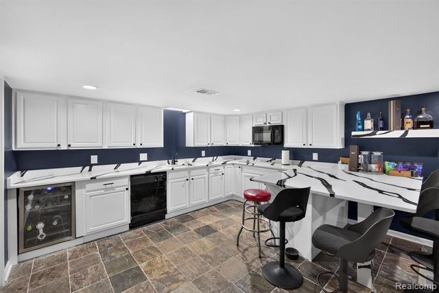 46821 Twin City Trail, Macomb, MI 48044