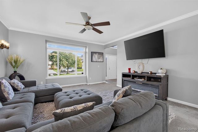 46821 Twin City Trail, Macomb, MI 48044