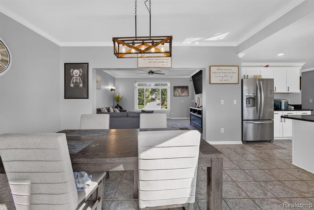 46821 Twin City Trail, Macomb, MI 48044