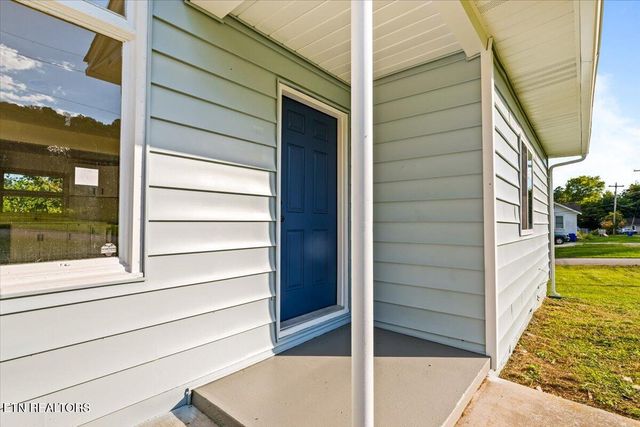 641 Margrave Drive, Harriman, TN 37748