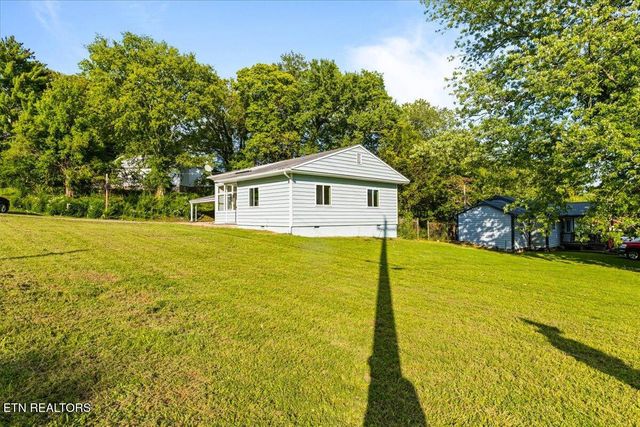 641 Margrave Drive, Harriman, TN 37748