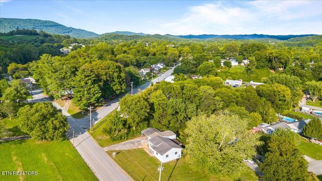 641 Margrave Drive, Harriman, TN 37748