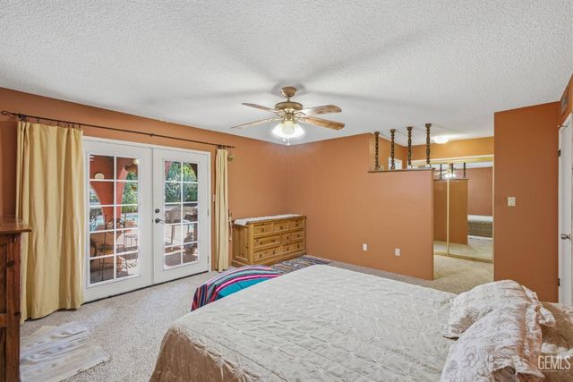 5904 Landfair Drive, Bakersfield, CA 93309