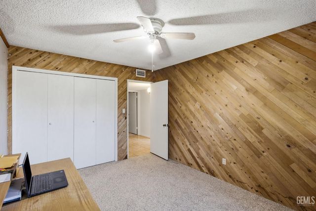 5904 Landfair Drive, Bakersfield, CA 93309