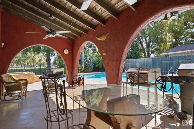 5904 Landfair Drive, Bakersfield, CA 93309