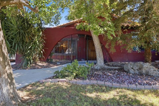 5904 Landfair Drive, Bakersfield, CA 93309