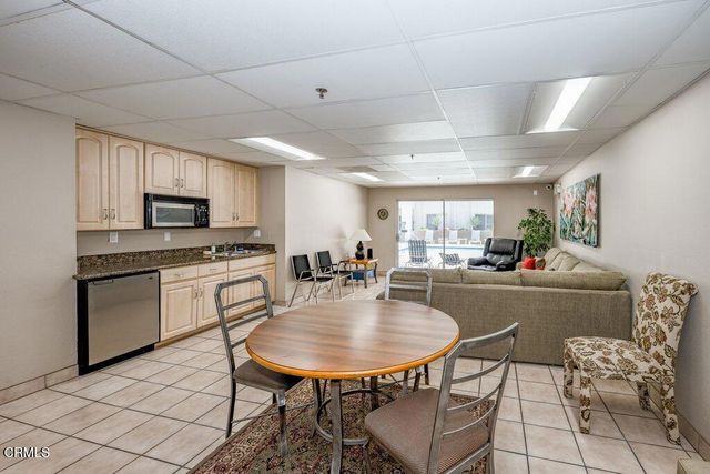 300 N El Molino Avenue 301, Pasadena, CA 91101