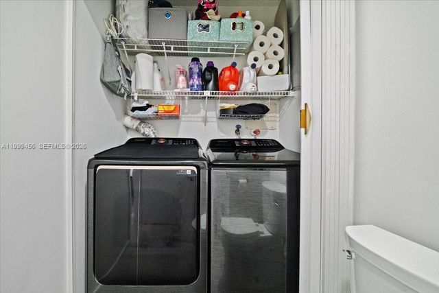 3627 Cocoplum Cir 34114, Coconut Creek, FL 33063