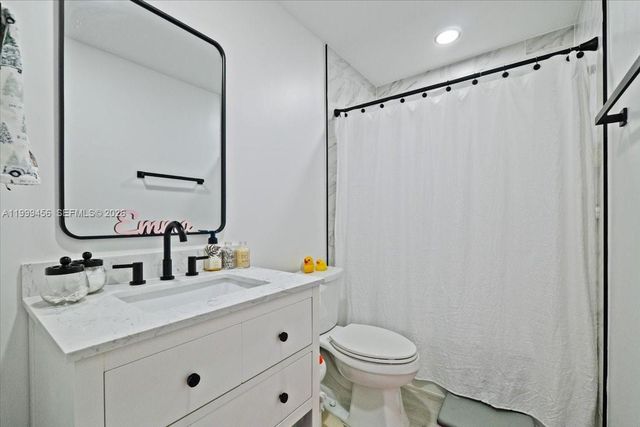 3627 Cocoplum Cir 34114, Coconut Creek, FL 33063