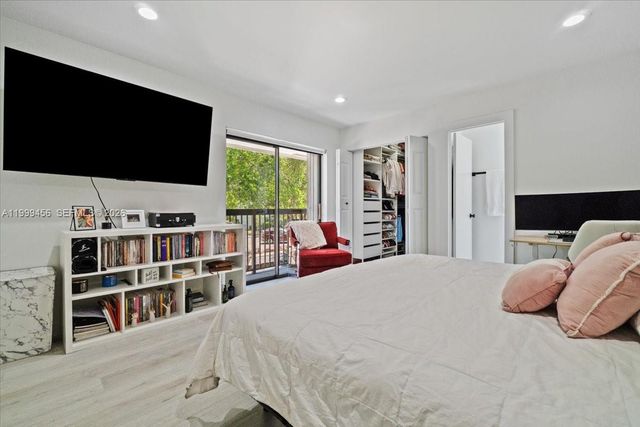 3627 Cocoplum Cir 34114, Coconut Creek, FL 33063