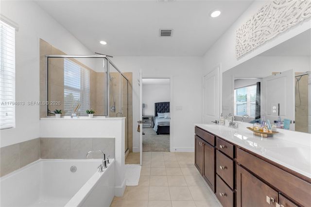 13225 SW 272nd St, Homestead, FL 33032