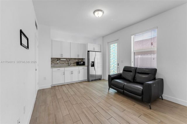 13225 SW 272nd St, Homestead, FL 33032