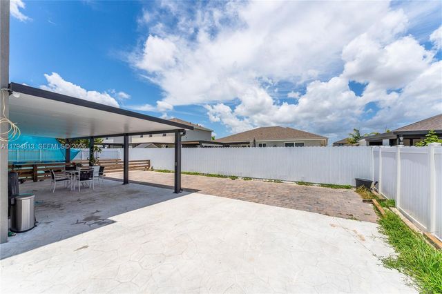 13225 SW 272nd St, Homestead, FL 33032