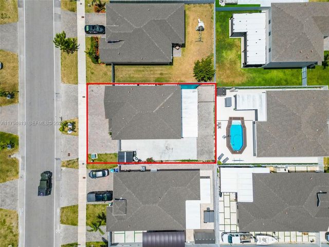 13225 SW 272nd St, Homestead, FL 33032