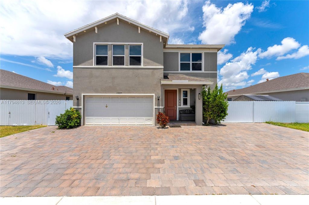 13225 SW 272nd St, Homestead, FL 33032
