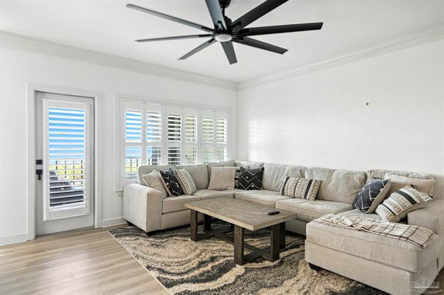 80 Baybridge Dr B, Gulf Breeze, FL 32561