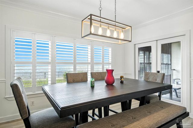 80 Baybridge Dr B, Gulf Breeze, FL 32561