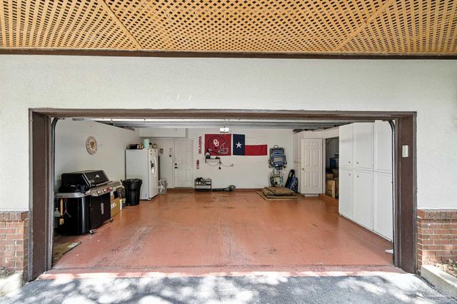 80 Baybridge Dr B, Gulf Breeze, FL 32561